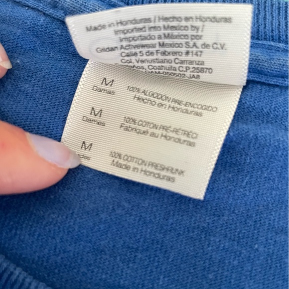 Gildan “Advice From The Ocean” Blue Graphic T-Shirt - Picture 6 of 6